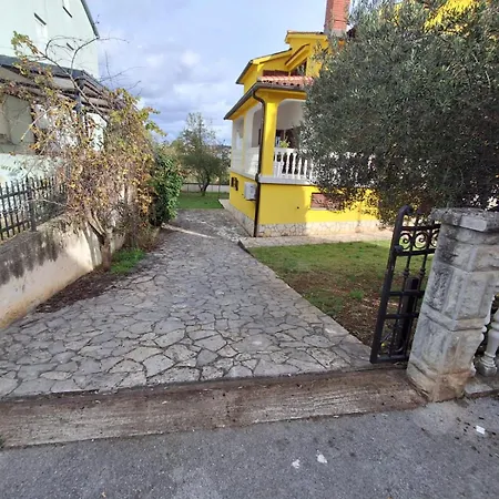 Appartamento Me Living - - Stadtnaehe Pola